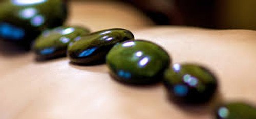 Piedras volcánicas como tratamiento de belleza